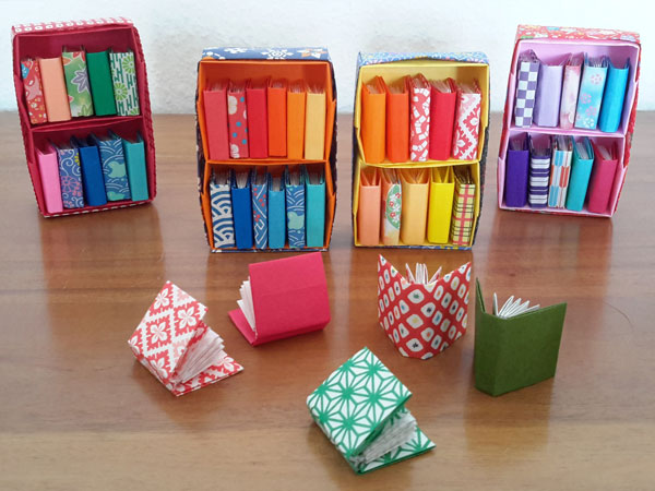 Origami Büchergestell